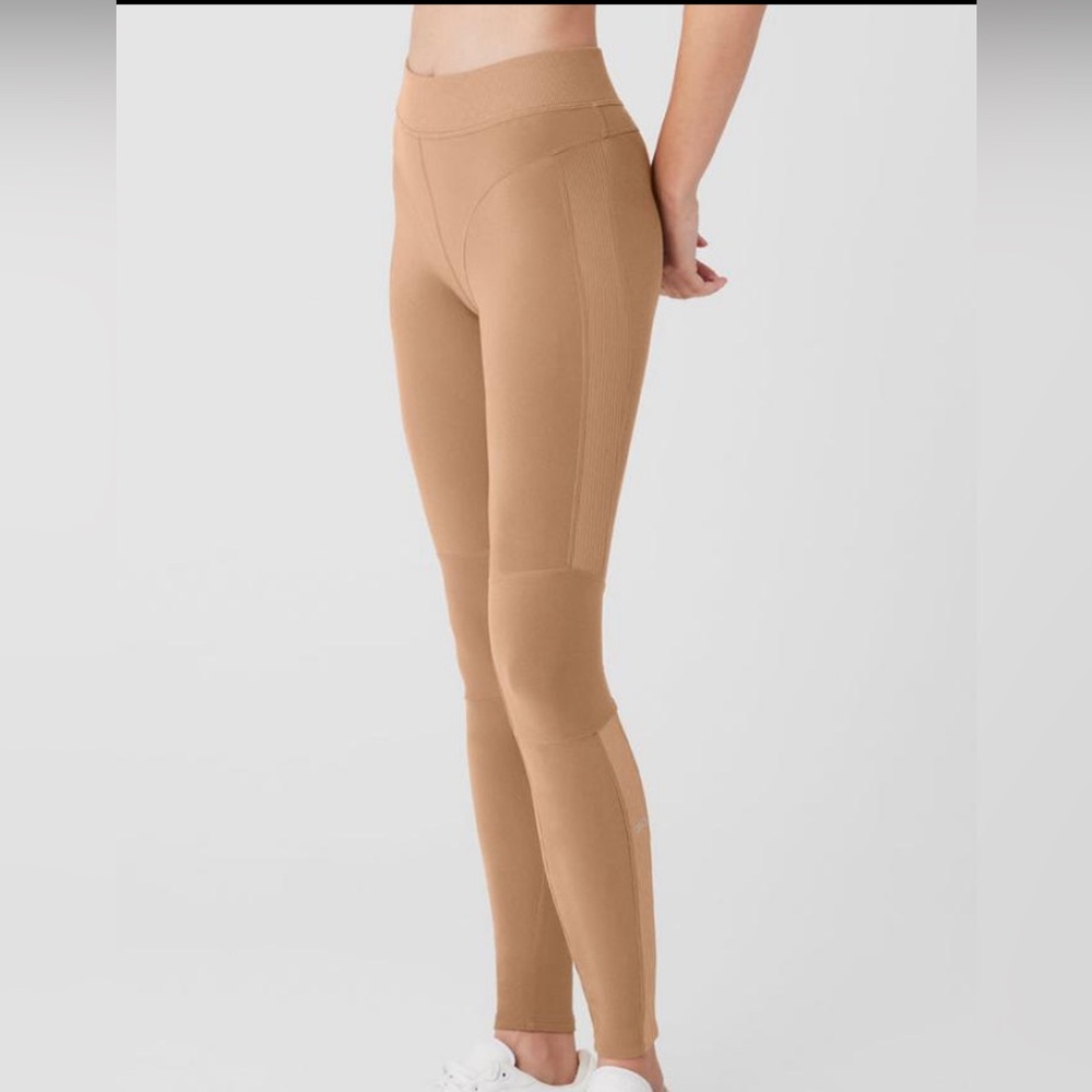 NWT Alo Yoga Alosoft High Waist Head Start Legging size M in Toasted Almond